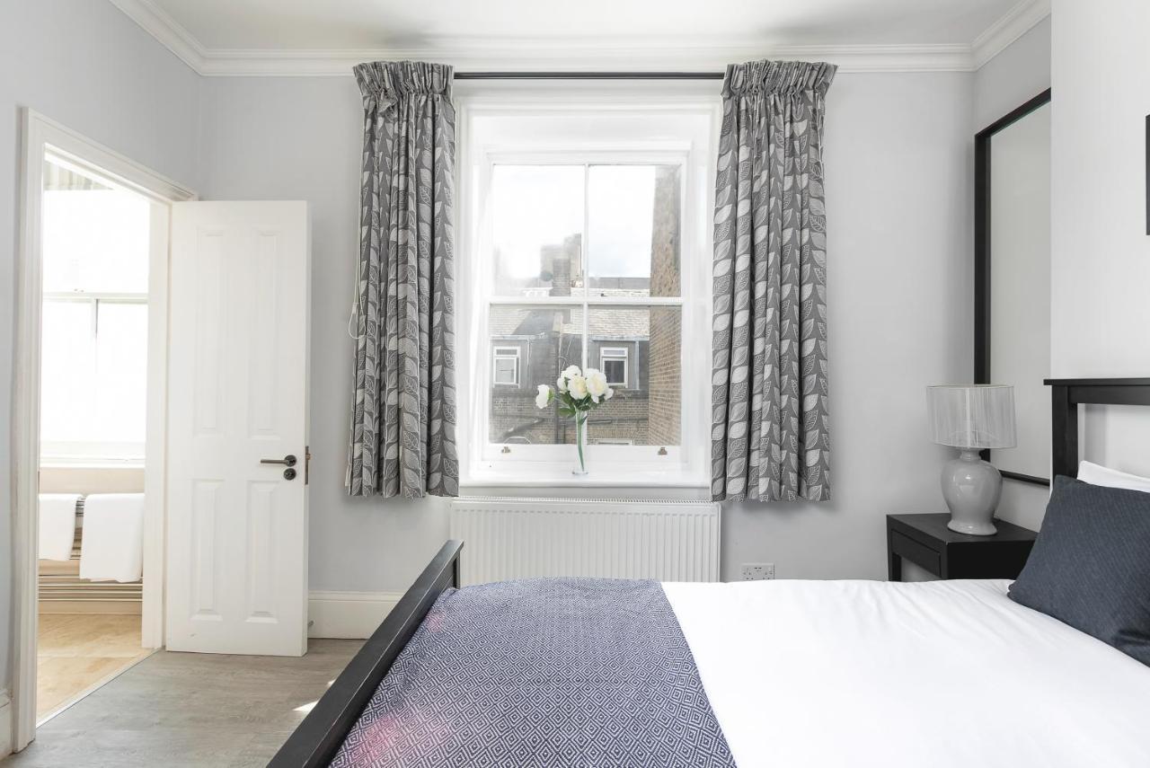 Penthousestays Notting Hill - Chic 2 Bedroom W/ King Beds - Near Portobello Road & Kensington High Street Appartement Londres
