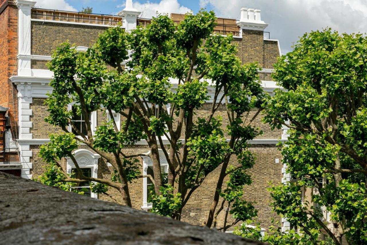 Апартаменты Penthousestays Notting Hill - Chic 2 Bedroom W/ King Beds - Near Portobello Road & Kensington High Street *